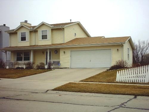 2240 E Chestnut, Oak Creek, WI 53154