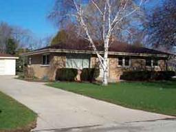 4603 S 61st St., Greenfield, WI 53220