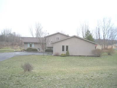 6992 S Squire Ln., Mukwonago, WI 53149