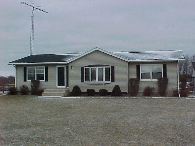 18324 Old Yorkville Rd., Yorkville, WI 53182