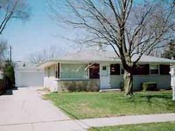 W148N8435 Albert Pl., Menomonee Falls, WI 53051