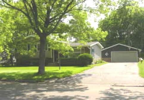 11 Ridgway St., Elkhorn, WI 53121