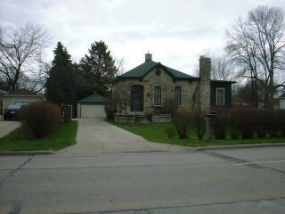 3203 N Main St., Racine, WI 53402