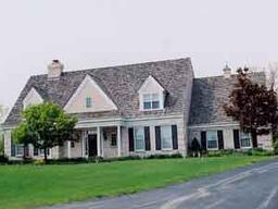 11423 N Stonefield Ct., Mequon, WI 53092