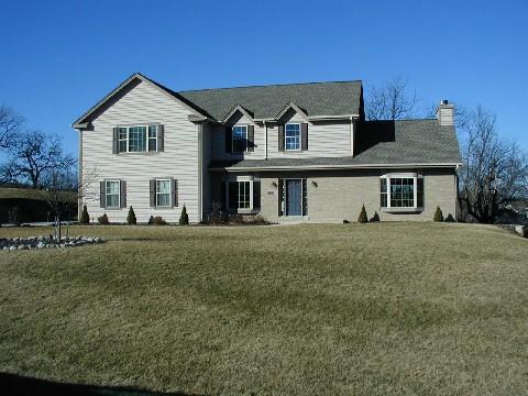 4055 N Highland Ct. #W287, Delafield, WI 53018