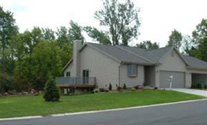 1165 Robin's Nest Ct., New Holstein, WI 53061