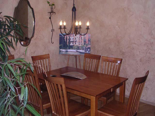 425 W Willow Ct. #127, Fox Point, WI 53217