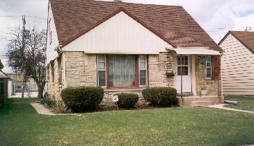 4927 N 67th St, Milwaukee, WI 53218