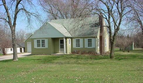 3560 Fiebrantz Dr., Brookfield, WI 53005