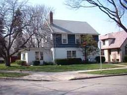 3305 N 57th St., Milwaukee, WI 53216