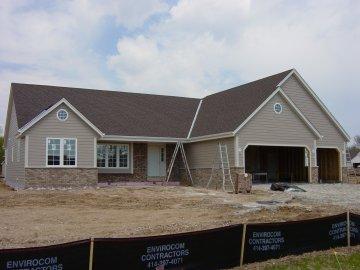 5240 W Behrendt St., Franklin, WI 53132