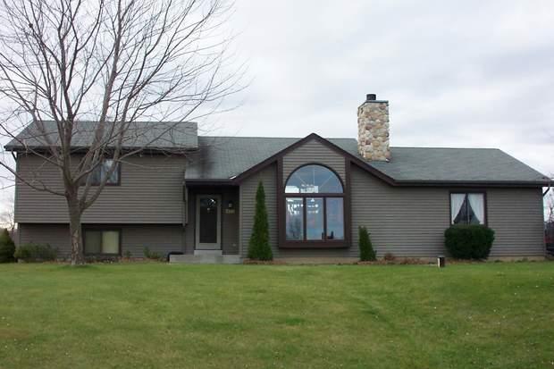 7204 Whippoorwill Ct., Norway, WI 53185