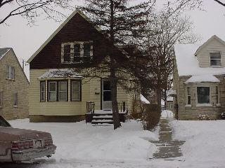 4825 N 41st St, Milwaukee, WI 53209