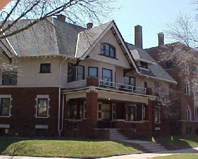 2664 N Hackett, Milwaukee, WI 53211