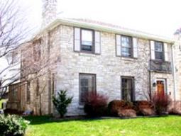 2544 N 97th St., Wauwatosa, WI 53226