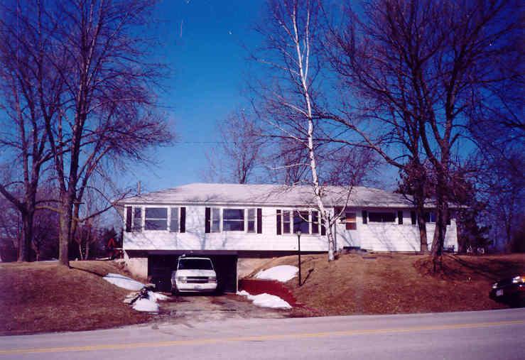 3320 E Bonnie Dr., Oak Creek, WI 53154