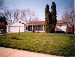 2320 Sunkist, Waukesha, WI 53188