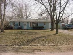 9523 Riverview Ln., Caledonia, WI 53108