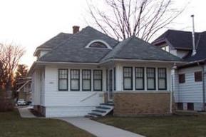 2463 N 64th St, Wauwatosa, WI 53213