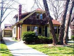 4313 N Woodburn St., Shorewood, WI 53211