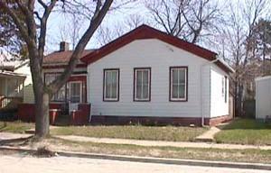 1037 Park Ave., Racine, WI 53403