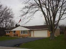 820 Anthony Ln., Brookfield, WI 53045