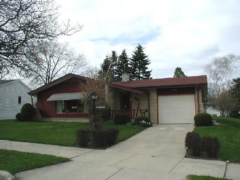 3788 St Andrews Blvd, Racine, WI 53405
