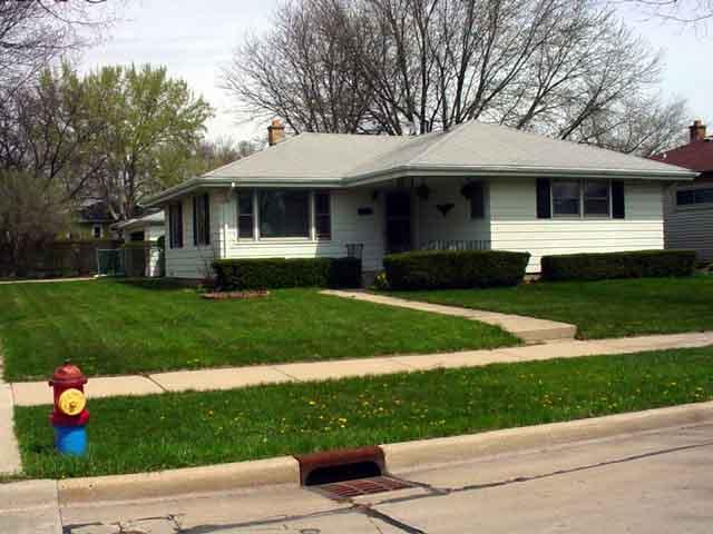 10530 W Lawn Ave., Milwaukee, WI 53225