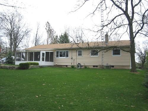 4954 Hickory Ct., Elkhorn, WI 53120