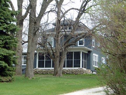 837 Emmertsen Rd., Mount Pleasant, WI 53406