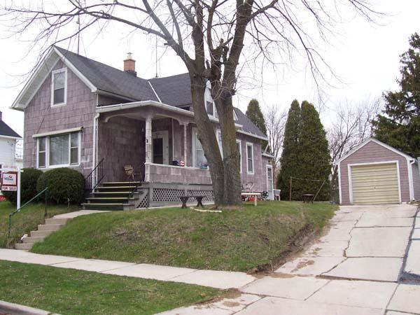 816 High Ave., Sheboygan, WI 53081