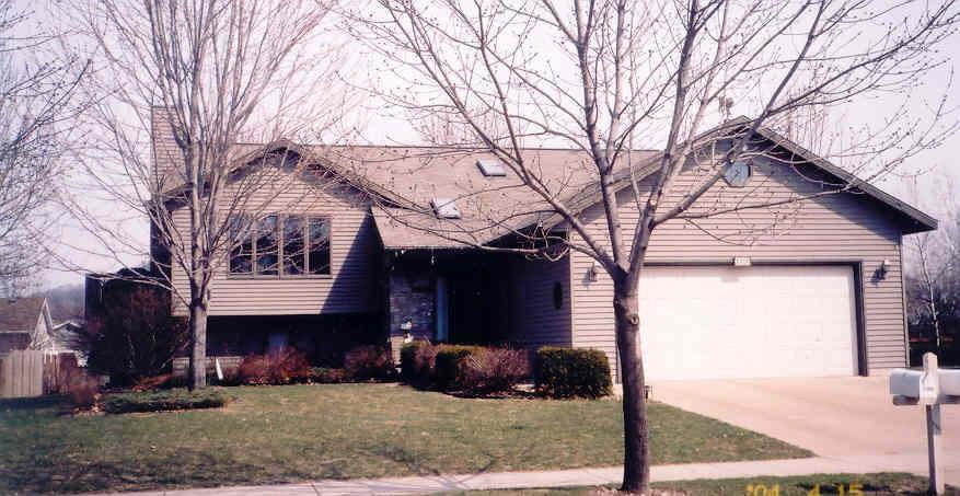 1308 N 4th Ave, Onalaska, WI 54650