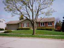 1214 Roosevelt Dr., West Bend, WI 53090