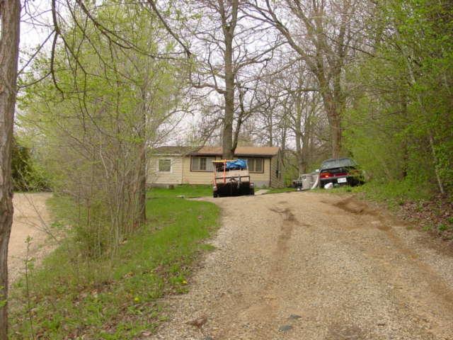 9414 Camplake Rd., Salem, WI 53168