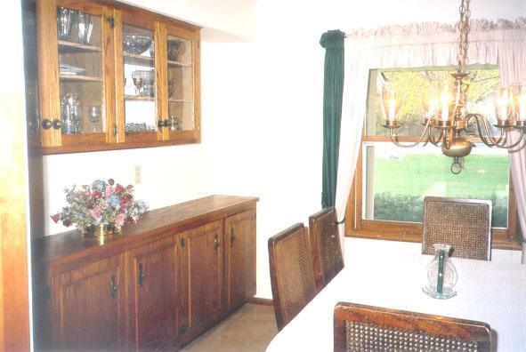 31887 W Cobblestone Ct., Delafield, WI 53018