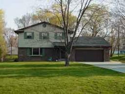 3318 W Woodward, Franklin, WI 53132