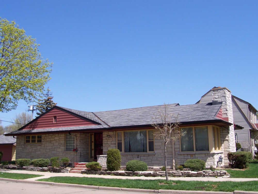 4008 N 48th St, Milwaukee, WI 53216