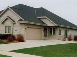 2746 Sandra Ln., Waukesha, WI 53188