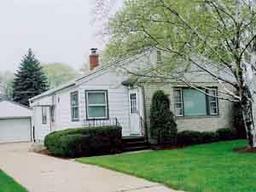 217 N 115th, Wauwatosa, WI 53226