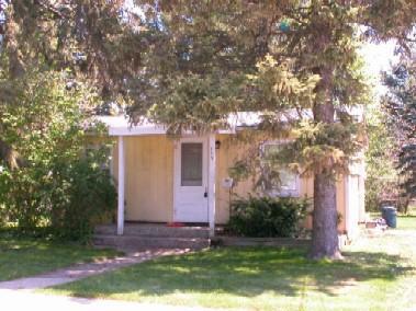 113 N Olsen St, Elkhorn, WI 53121