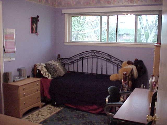 11300 N Mulberry Dr., Mequon, WI 53092