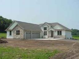 N6633 Forest Ct., Onalaska, WI 54636