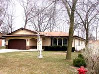 5630 S 44th St, Greenfield, WI 53220
