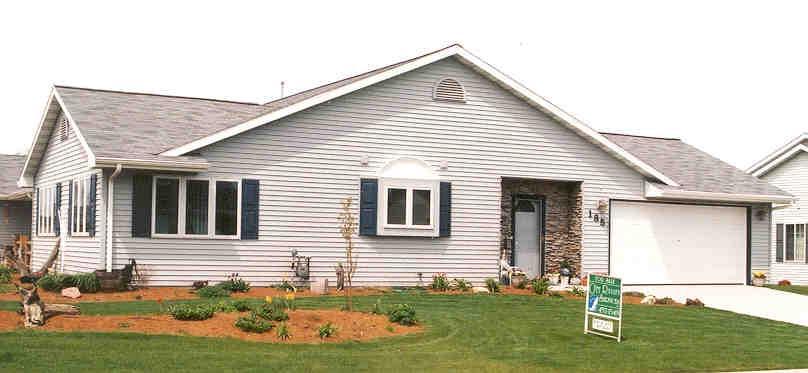 135 Ashland Ct., Sheboygan Falls, WI 53085