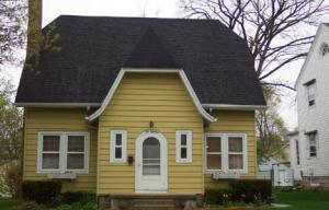 218 Wilson Ave., Waukesha, WI 53186