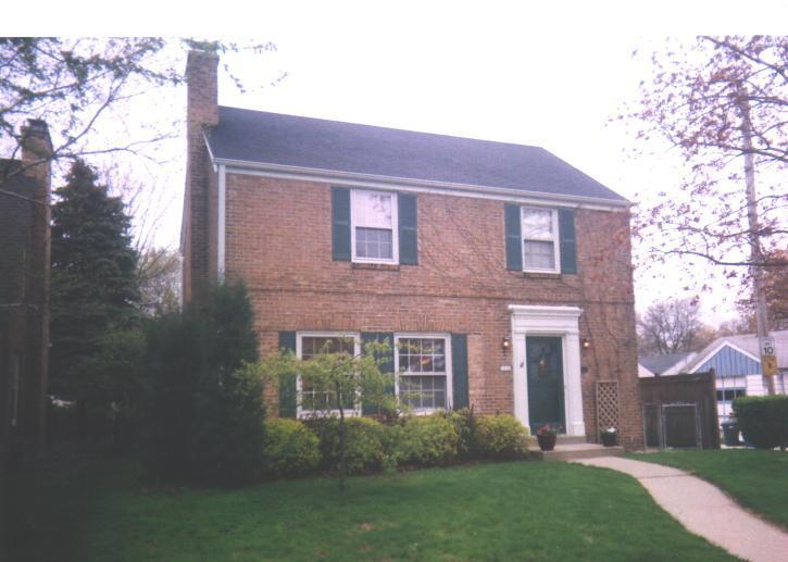 5220 N Bay Ridge Ave., Whitefish Bay, WI 53217