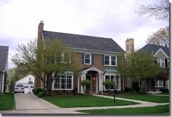 2331 N 90th St., Wauwatosa, WI 53226
