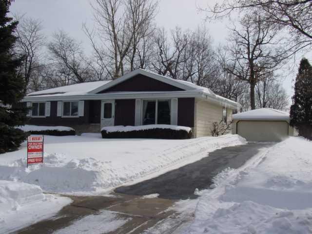 3717 W Ramsey Ave., Greenfield, WI 53221