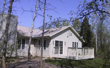 W2159 Oak Ridge Ave., East Troy, WI 53120