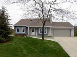 5563 Stonefield Rd., Hartford, WI 53086